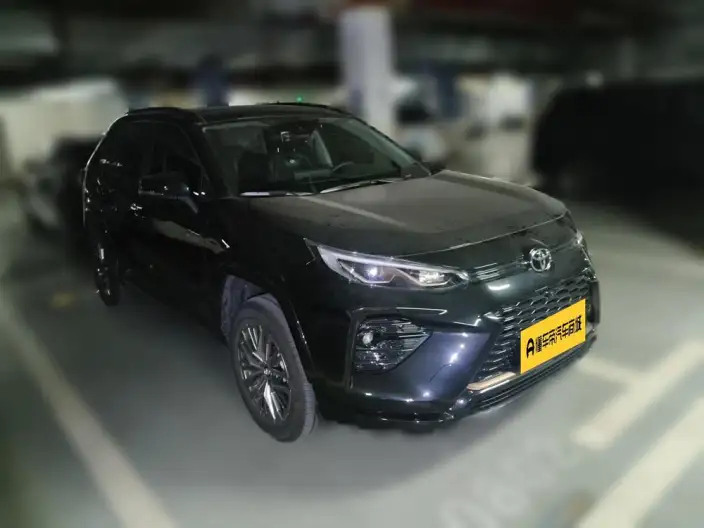 Toyota Wildlander 2024 Model 2.0L 2WD Luxury PLUS Edition – фото 3