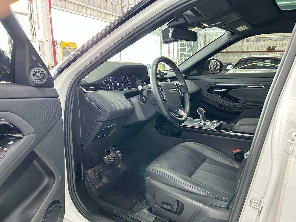 Range Rover Evoque Модель 2020 года 249PS Youth Edition – фото 10