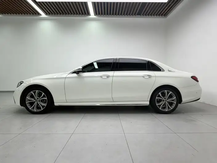 Mercedes-Benz E-Class 2023 Model Facelift E 300 L Luxury Model Sports sedan – фото 4