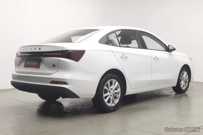 Roewe i5 2026 Model 1.5L Manual Comfort Edition – фото 4