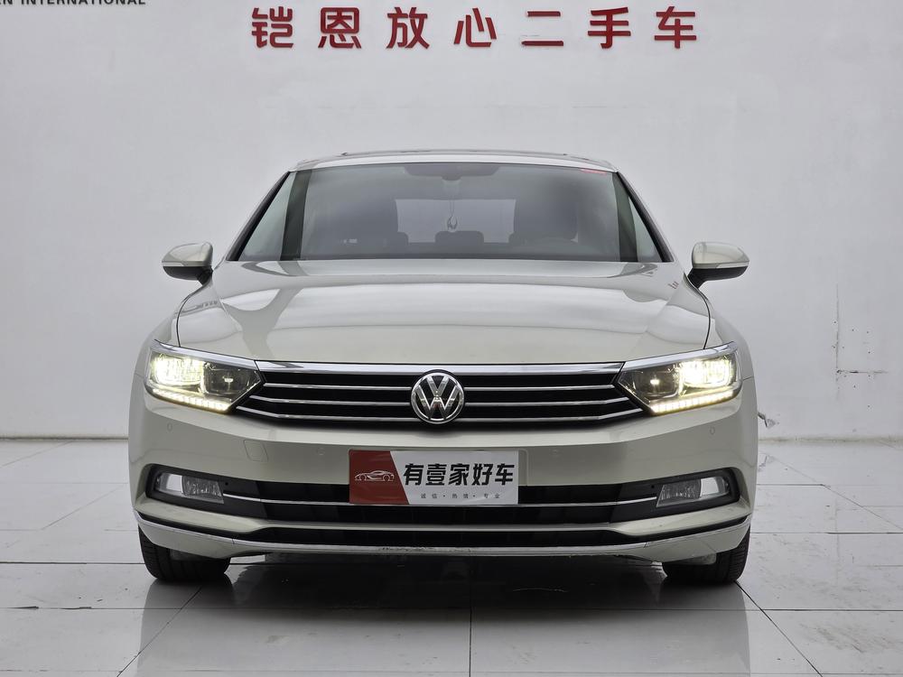 Volkswagen Magotan Модель 2018 года 330TSI DSG Luxury – фото 2