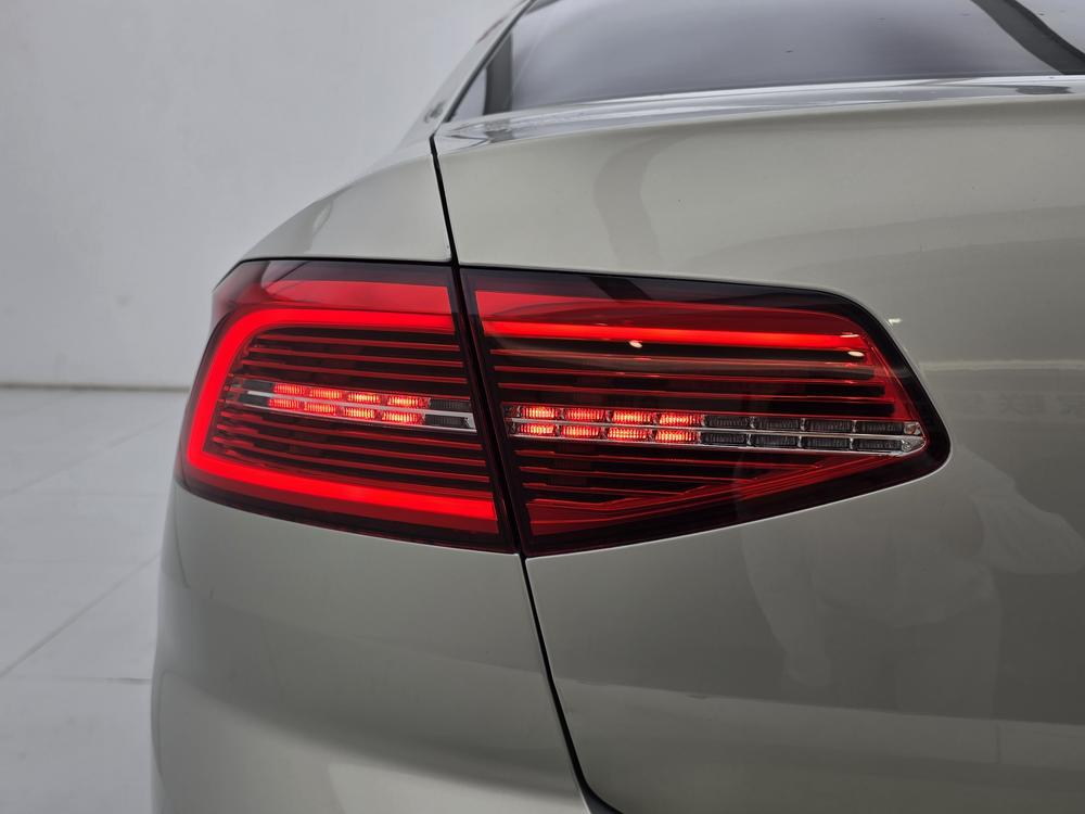 Volkswagen Magotan Модель 2018 года 330TSI DSG Luxury – фото 10