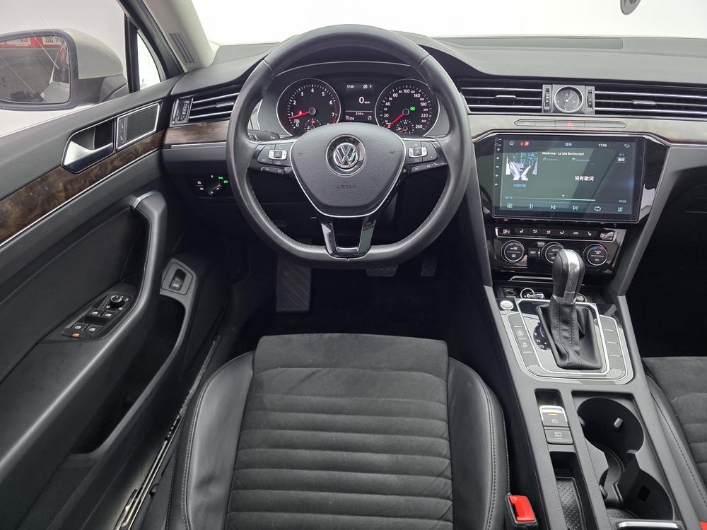 Volkswagen Magotan Модель 2018 года 330TSI DSG Luxury – фото 16