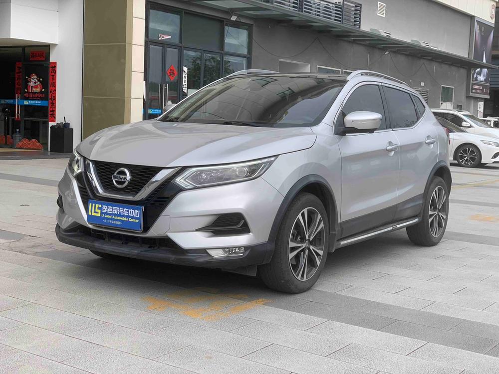 Nissan Qashqai 2019 2.0L CVT Luxury – фото 1