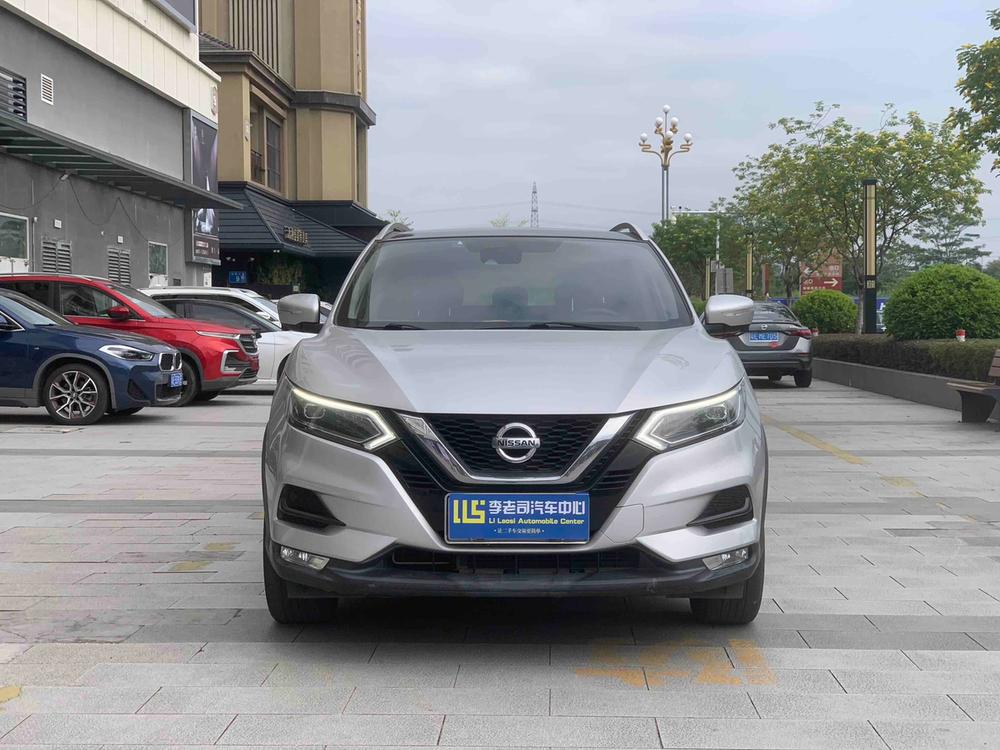 Nissan Qashqai 2019 2.0L CVT Luxury – фото 2