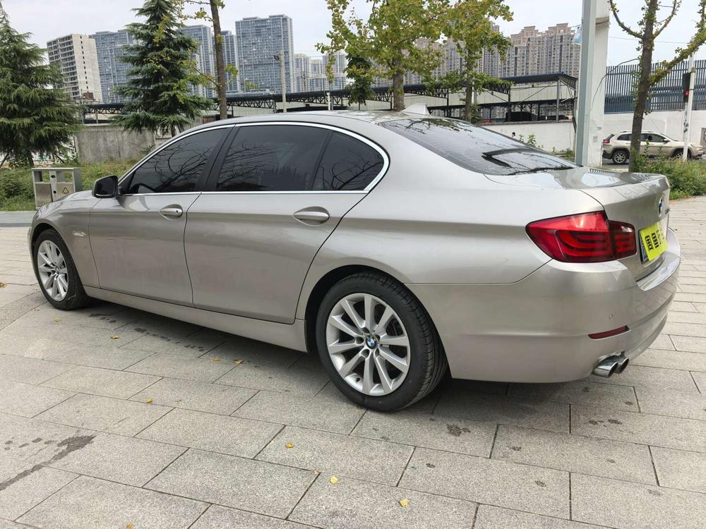BMW 5 Series 2013 модификация 530Li Leading – фото 4