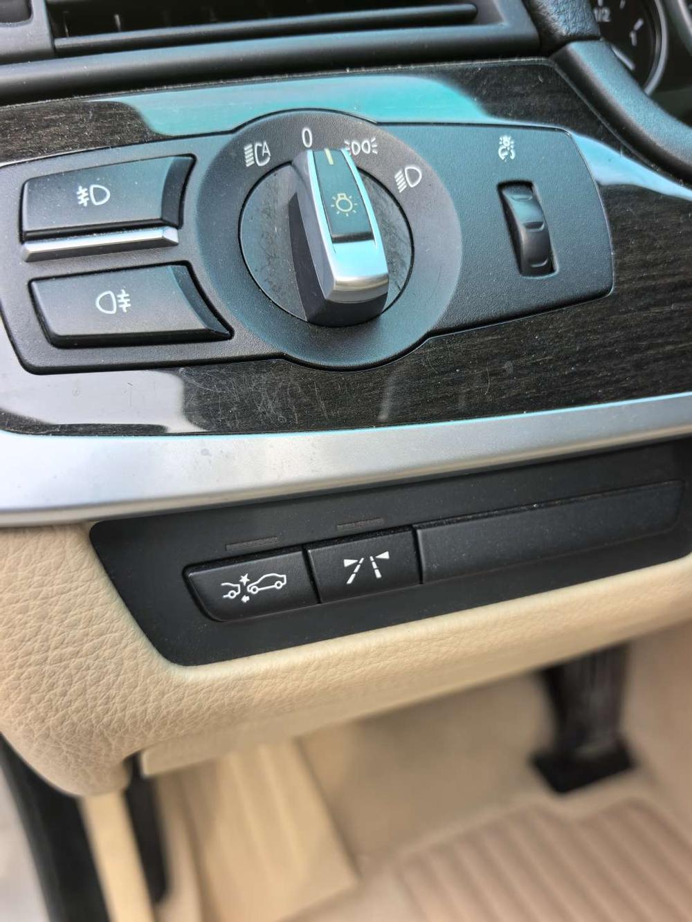 BMW 5 Series 2013 модификация 530Li Leading – фото 7