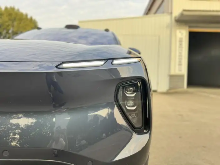 NIO EC6 2024 Model 75kWh – фото 9