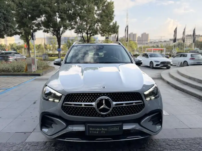Mercedes-Benz GLE Imported 2024 Model GLE 450 4MATIC Luxury Model – фото 2