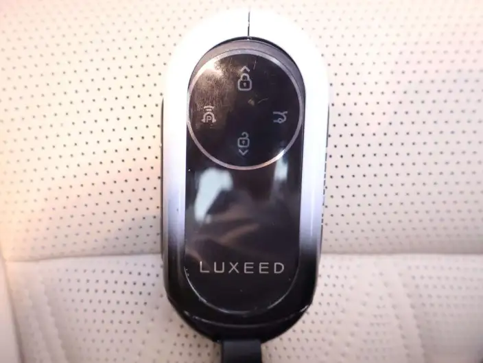 Zhijie Smart World V9 2026 Model Ultra+ – фото 5