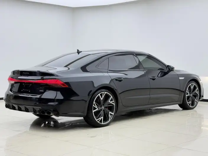 Audi A7 L 2024 Model 45 TFSI quattro Black Samurai Edition – фото 6
