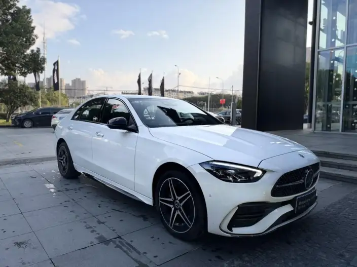 Mercedes-Benz C-Class 2026 Model C 260 L Sports sedan – фото 3