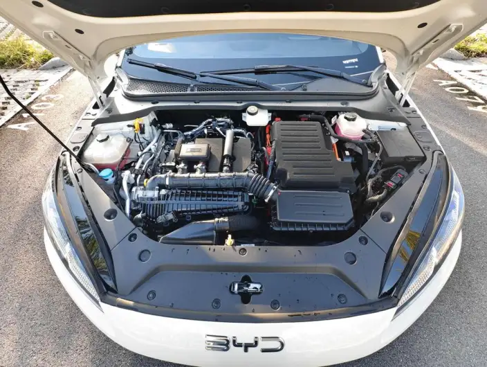 BYD Seal 06 DM 2025 Model Smart Driving Edition DM-i 80KM Luxury Model – фото 9