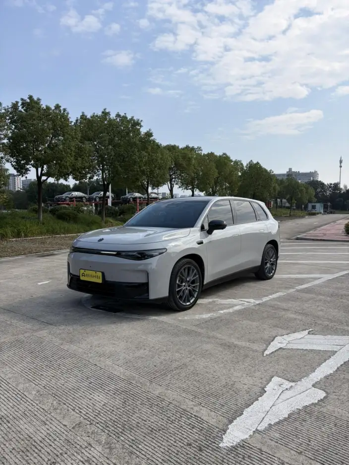 Leapmotor C10 2024 Model EV Edition 530 Smart Edition – фото 1