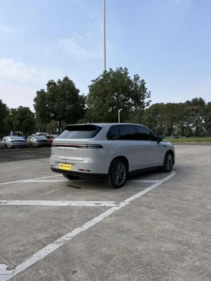 Leapmotor C10 2024 Model EV Edition 530 Smart Edition – фото 7