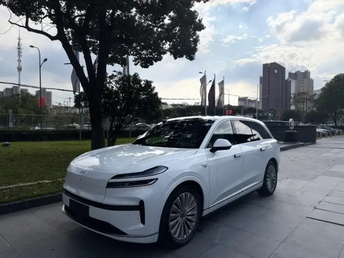 ONVO L90 2025 Model VI seat Edition Ultra