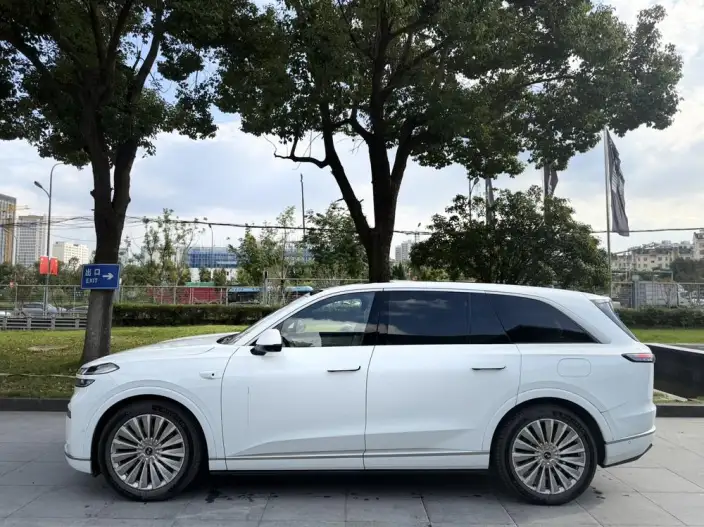 ONVO L90 2025 Model VI seat Edition Ultra