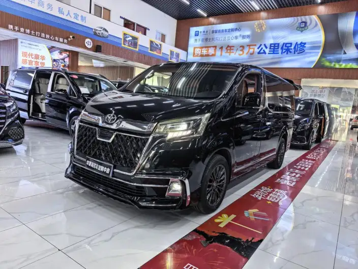 Hiace 2024 Model 3.5L Automatic Rear Drive 7 seat Parallel Imported – фото 1