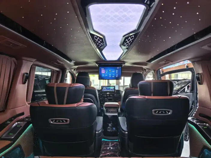 Hiace 2024 Model 3.5L Automatic Rear Drive 7 seat Parallel Imported – фото 7
