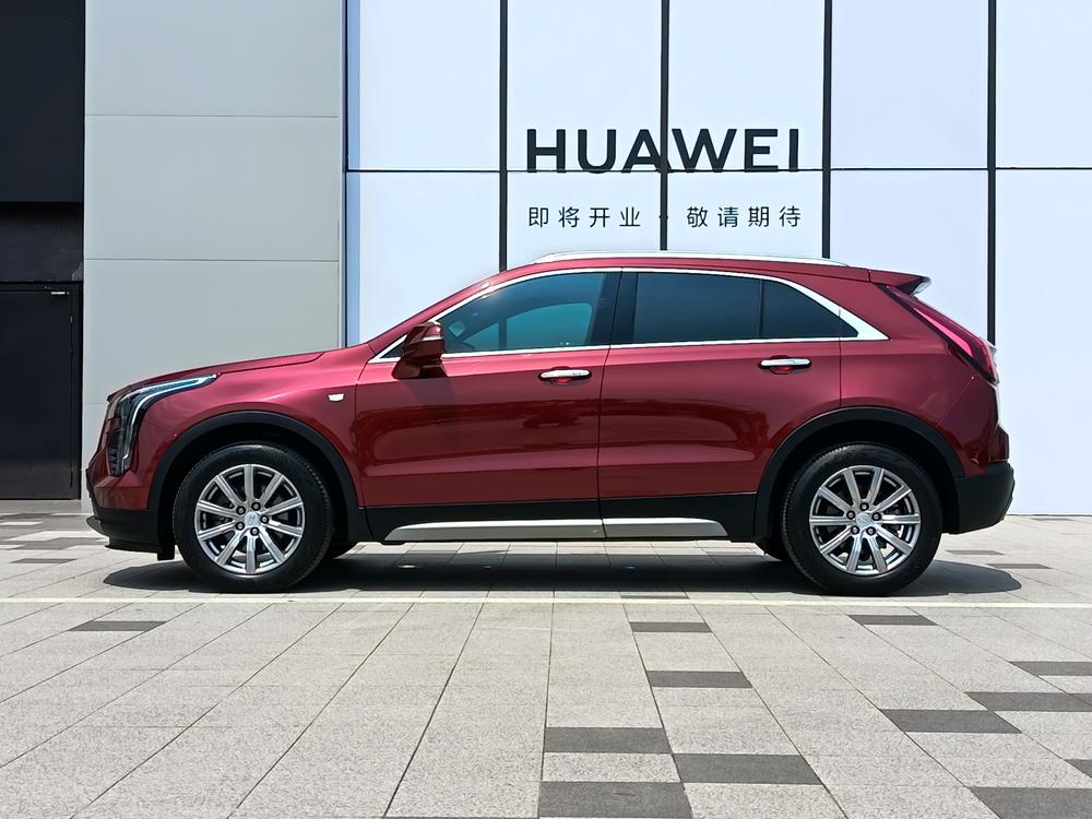 Cadillac XT4 2018 28T FWD Luxury – фото 3