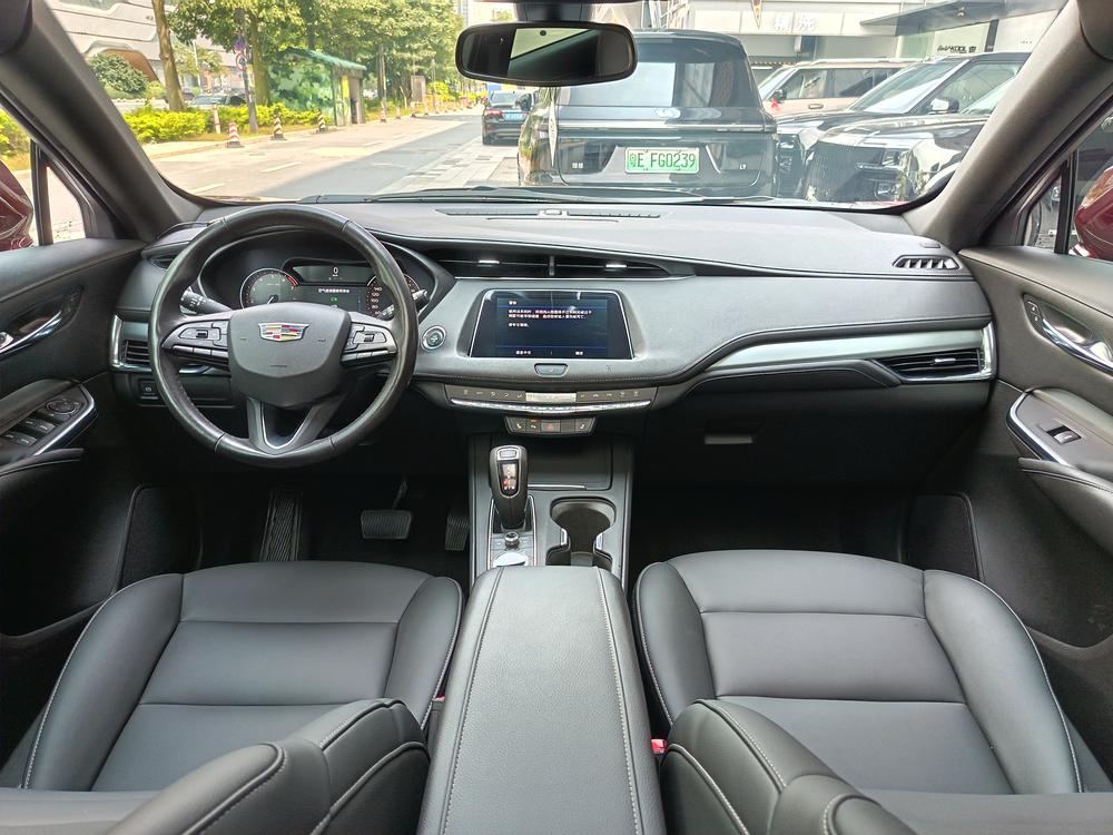 Cadillac XT4 2018 28T FWD Luxury – фото 13