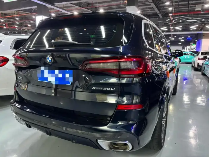 BMW X5 2022 Model Facelift xDrive 30Li M Sports Set – фото 5
