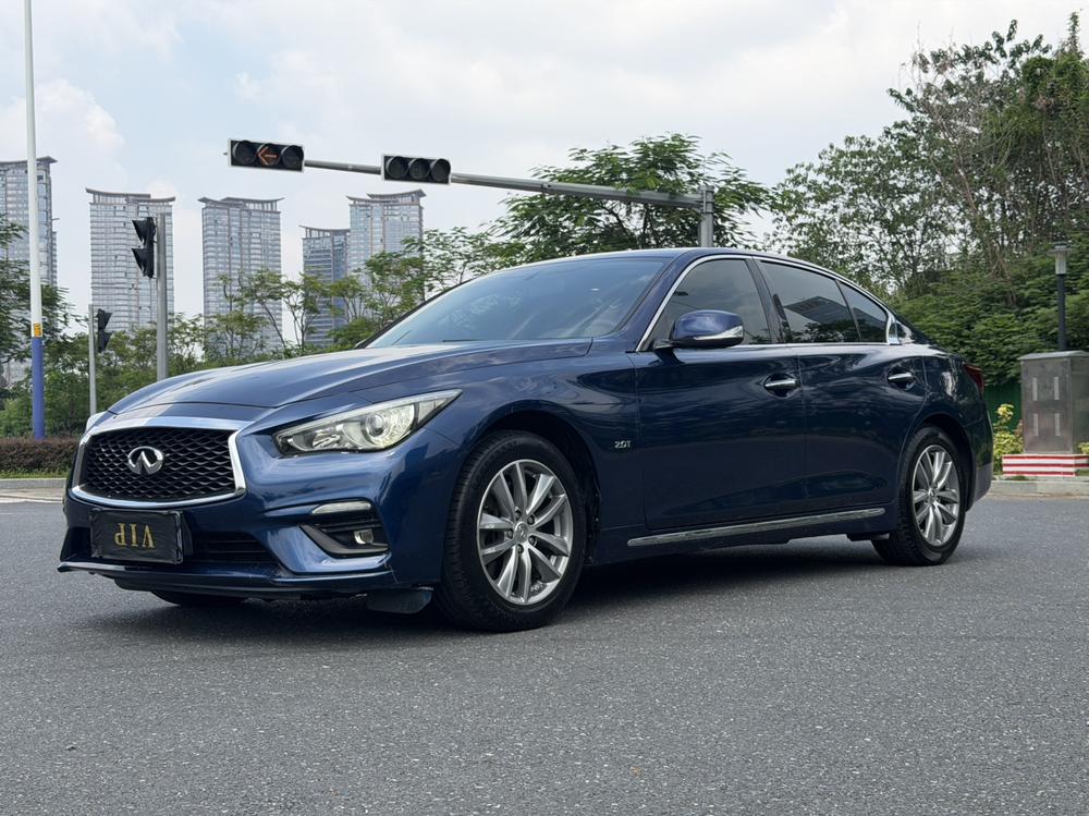 Infiniti Q50L 2018 2.0T Comfort China V I – фото 1