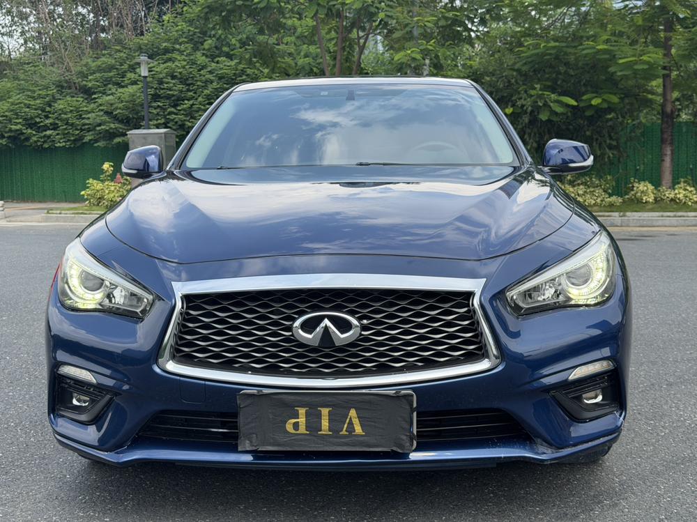 Infiniti Q50L 2018 2.0T Comfort China V I – фото 2