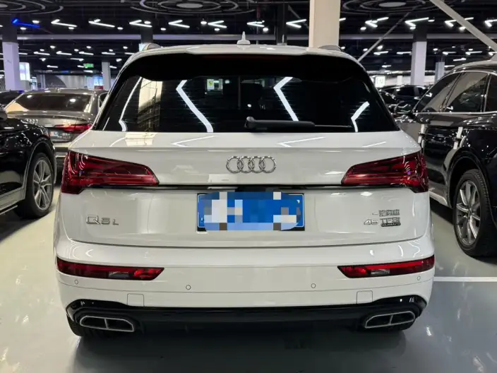 Audi Q5L 2024 Model 45TFSI Luxury Dynamic Model – фото 5