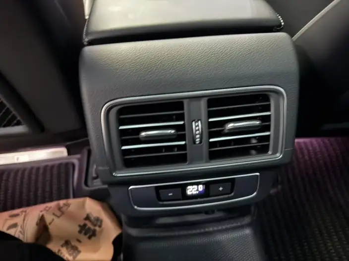 Audi Q5L 2024 Model 45TFSI Luxury Dynamic Model – фото 9