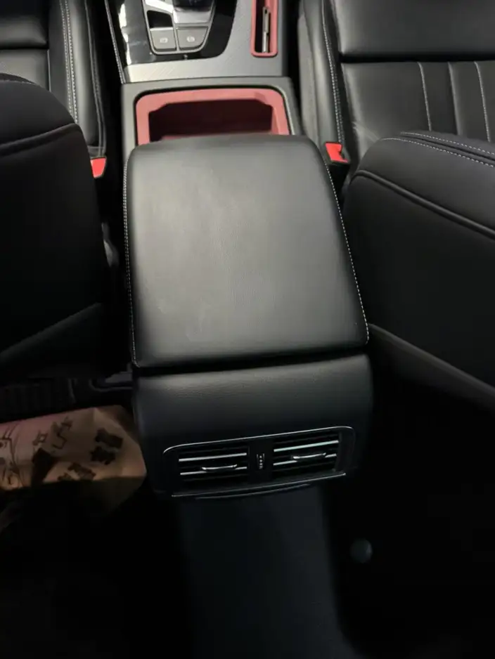 Audi Q5L 2024 Model 45TFSI Luxury Dynamic Model – фото 10