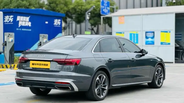 Audi A4 L 2024 Model 40 TFSI Fashion Dynamic Model – фото 6