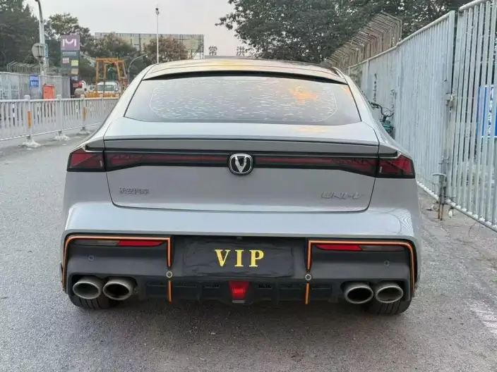 Changan UNI-V 2022 Model 1.5T Sports Edition – фото 5