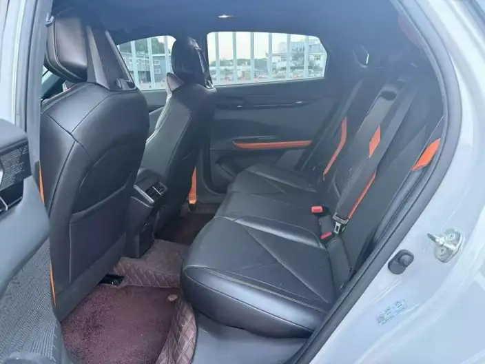 Changan UNI-V 2022 Model 1.5T Sports Edition – фото 10