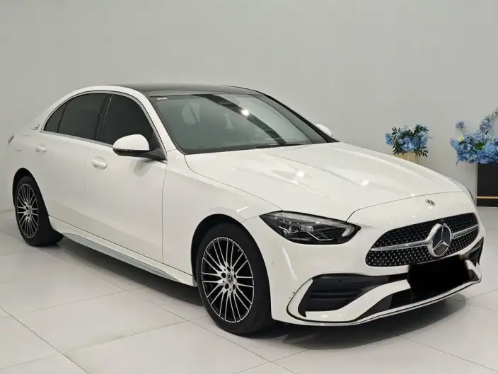 Mercedes-Benz C-Class 2023 Model C 260 L Sports Edition – фото 3