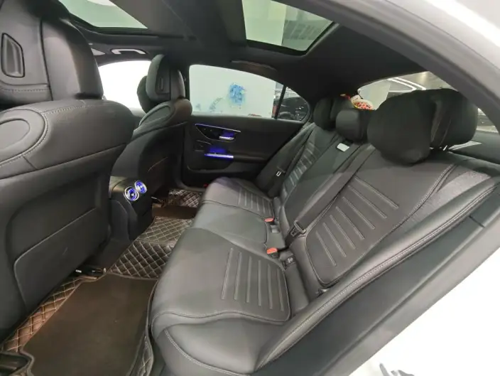 Mercedes-Benz C-Class 2023 Model C 260 L Sports Edition – фото 10
