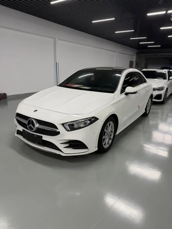 Mercedes-Benz A-class 2022 Model Facelift A 200 L Sports sedan Fashion Edition