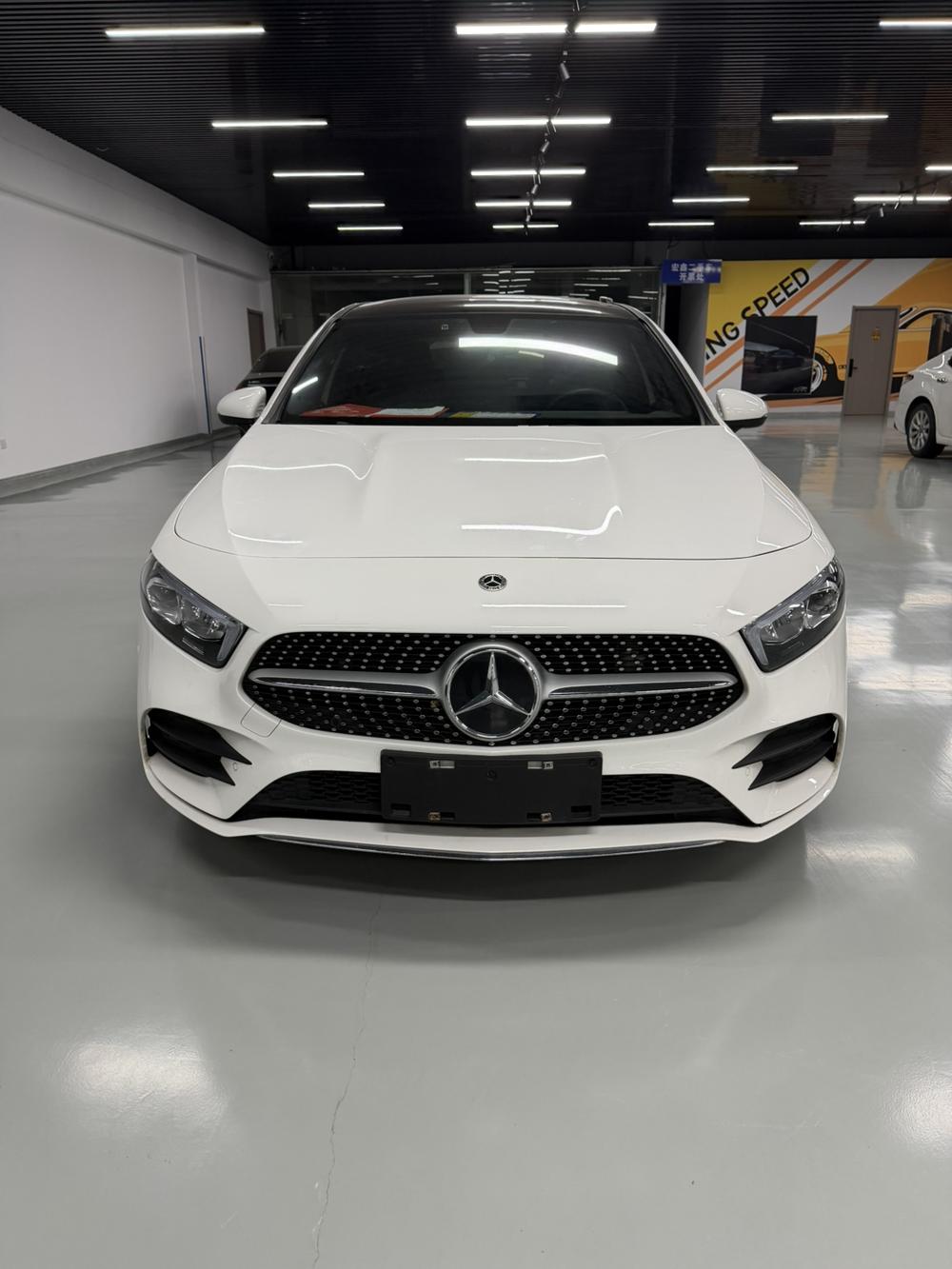 Mercedes-Benz A-class Модель 2022 года комплектация A 200 L Sports sedan Fashion Edition – фото 2