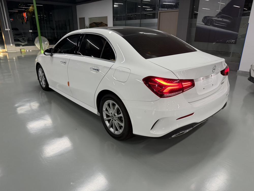 Mercedes-Benz A-class Модель 2022 года комплектация A 200 L Sports sedan Fashion Edition – фото 4