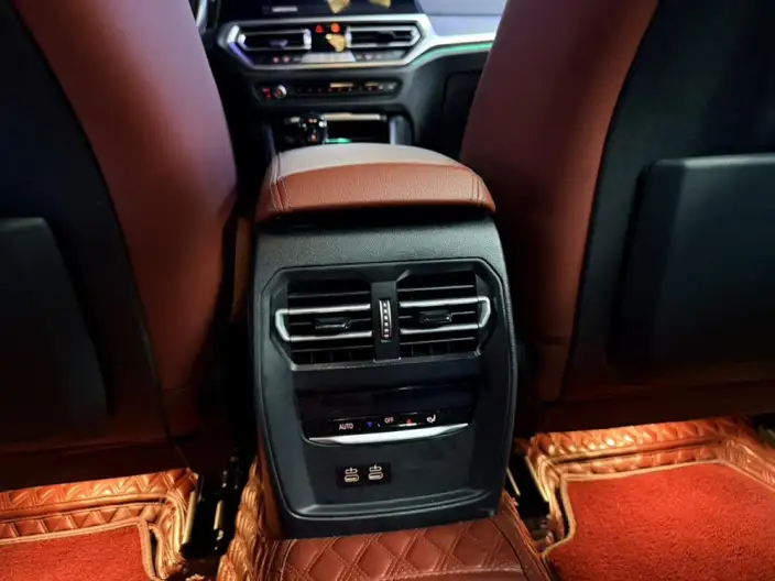 BMW 3 Series 2022 Model 325i M Sports Set – фото 7
