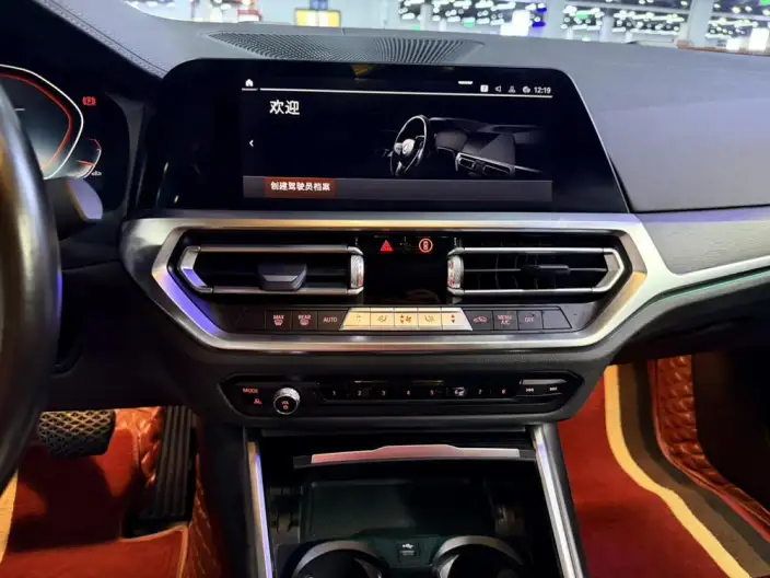 BMW 3 Series 2022 Model 325i M Sports Set – фото 10