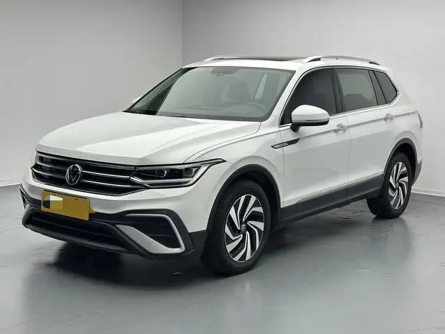 Volkswagen Tiguan L 2023 Model 300TSI 2WD Smart Edition – фото 1