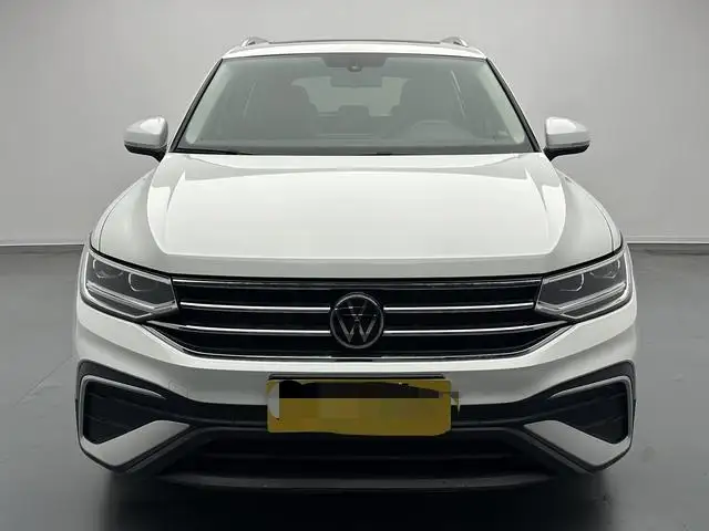 Volkswagen Tiguan L 2023 Model 300TSI 2WD Smart Edition – фото 2