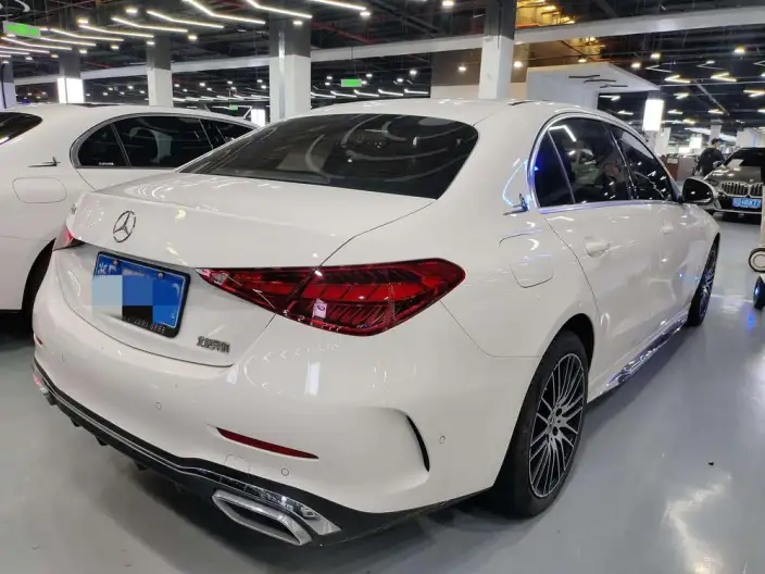 Mercedes-Benz C-Class 2023 Model C 200 L Sports Edition – фото 5