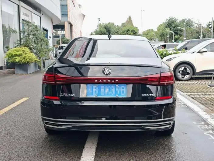 Volkswagen Passat 2023 Model Facelift 330TSI Elite Edition – фото 5