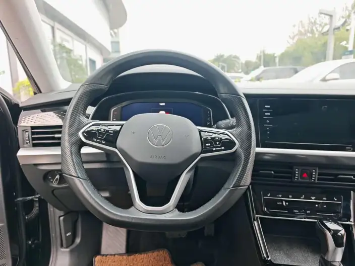 Volkswagen Passat 2023 Model Facelift 330TSI Elite Edition – фото 9