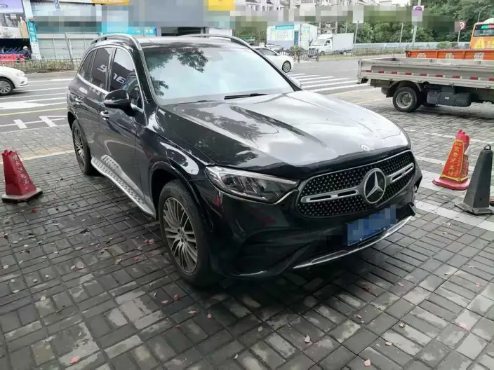 Mercedes-Benz GLC 2024 Model GLC 300 L 4MATIC Dynamic Model 5 seat – фото 2