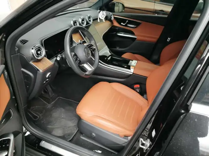 Mercedes-Benz GLC 2024 Model GLC 300 L 4MATIC Dynamic Model 5 seat – фото 8