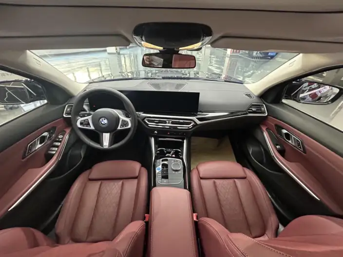 BMW i3 2025 Model eDrive35L – фото 7