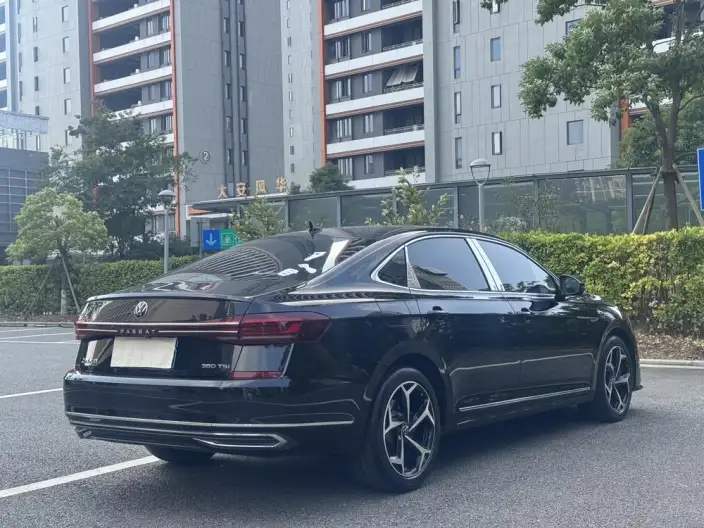 Volkswagen Passat 2023 Model 330TSI Starry sky Elite Edition – фото 7